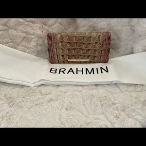 Brahmin wallet Prowl